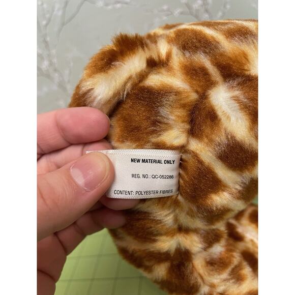 Destination Nation Giraffe Bean Plush 12" Sitting Brown Realistic Stuffed Animal - Picture 8 of 9